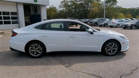 Used 2023 Hyundai Sonata SEL image 9