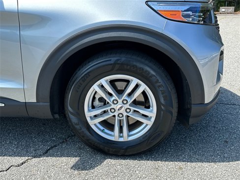 Certified 2022 Ford Explorer XLT image 12