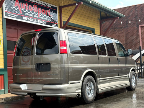 Used 2004 Chevrolet Express 1500 w/ LS Preferred Equipment Group image 3