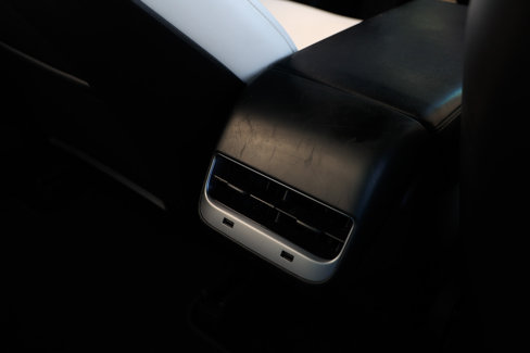 Used 2019 Tesla Model 3 Long Range image 36