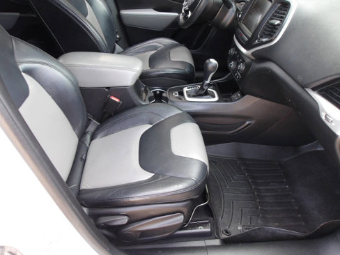 Used 2014 Jeep Cherokee Limited image 8