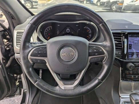 Used 2019 Jeep Grand Cherokee Altitude image 18