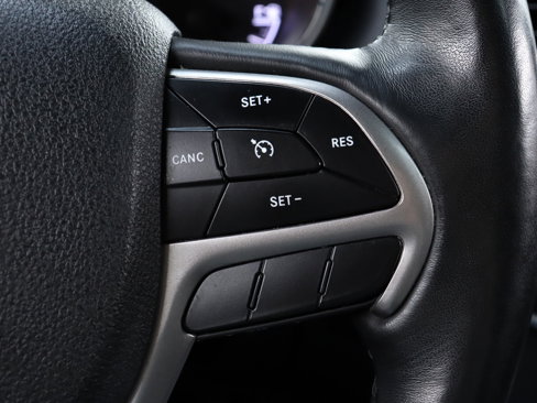 Used 2018 Jeep Grand Cherokee Limited image 53