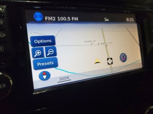 Used 2017 Nissan Rogue SL image 6