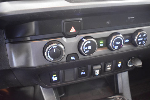 Used 2019 Toyota Tacoma TRD Off-Road image 63