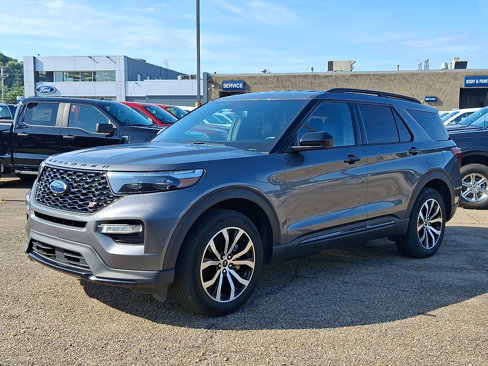 Certified 2022 Ford Explorer ST image 3