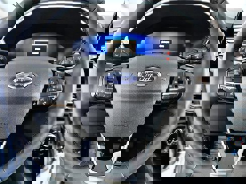 Certified 2022 Ford Escape Titanium image 22