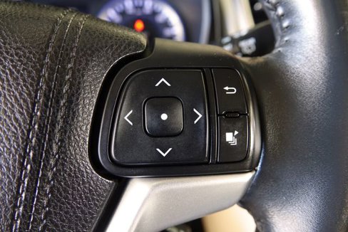 Used 2016 Toyota Highlander Limited image 48
