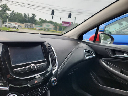Used 2016 Chevrolet Cruze Premier image 7