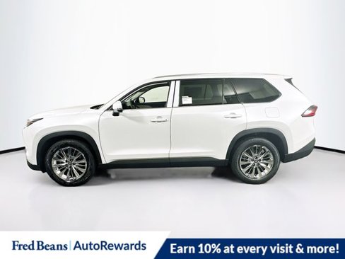 New 2026 Toyota Grand Highlander Platinum image 4