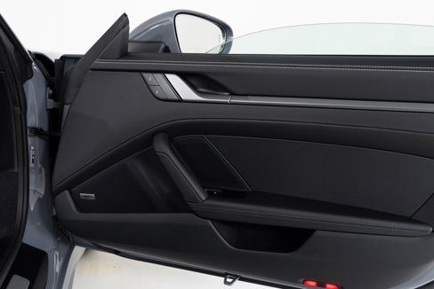 Used 2024 Porsche 911 Carrera image 38