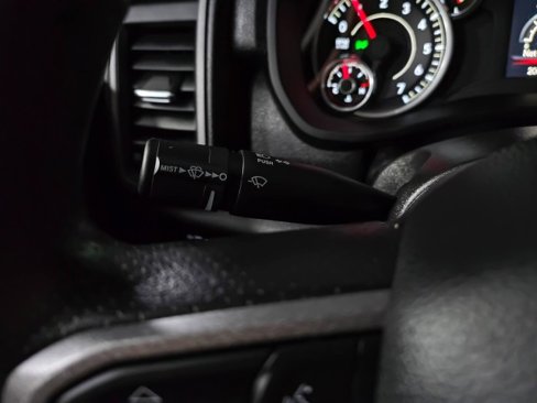 Used 2024 RAM 2500 Tradesman w/ Chrome Appearance Group image 23