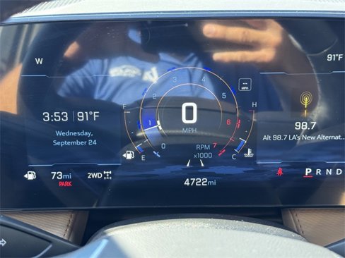 Used 2025 Chevrolet Equinox ACTIV w/ Safety and Technology Package image 17