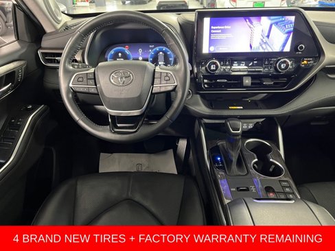 Used 2023 Toyota Highlander Limited image 36