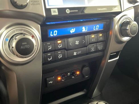 Used 2022 Toyota 4Runner Limited image 11