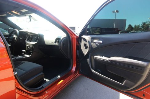 Used 2021 Dodge Charger SXT w/ Blacktop Package image 19