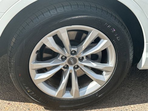 Used 2019 Audi Q7 3.0T Premium w/ Convenience Package image 29