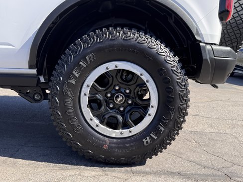 Used 2024 Ford Bronco Badlands w/ Sasquatch Package image 11