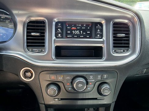 Used 2014 Dodge Charger SE image 27