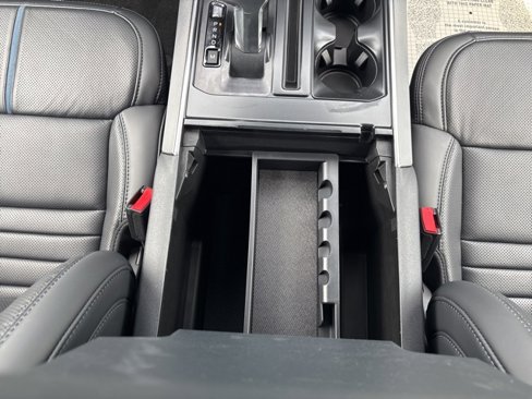 New 2025 Ford F150 Platinum w/ Equipment Group 702A High image 18