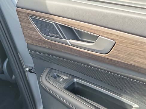 New 2026 Volkswagen Atlas SEL Premium R-Line image 14