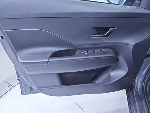 New 2025 Hyundai Kona SEL image 11