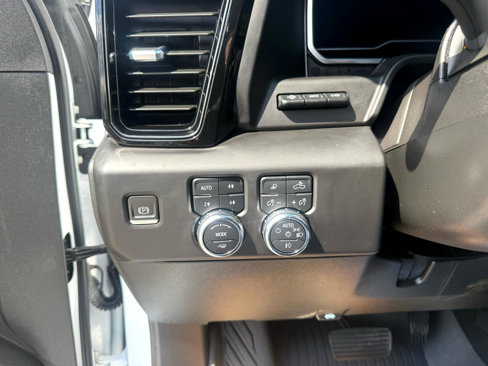 Used 2024 GMC Sierra 3500 AT4 w/ AT4 Premium Plus Package image 22