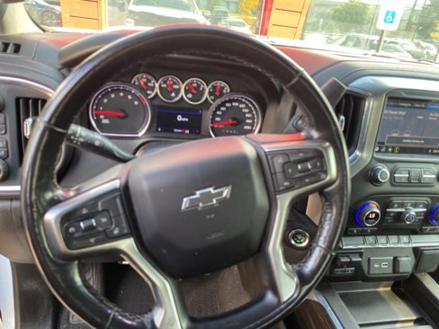 Used 2022 Chevrolet Silverado 1500 LT Trail Boss w/ Bed Protection Package image 10