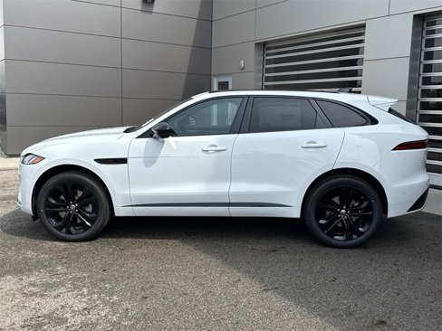 New 2026 Jaguar F-PACE R-Dynamic S image 4
