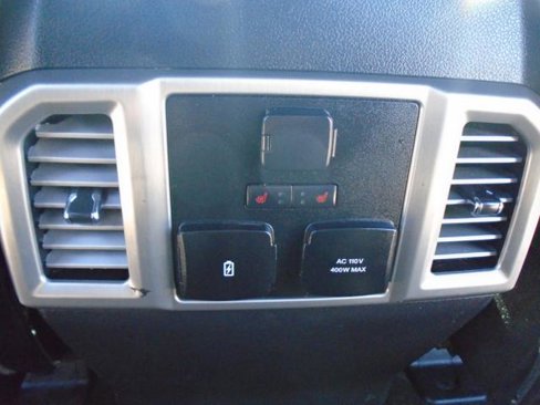Used 2018 Ford F150 Platinum w/ Equipment Group 701A Luxury image 32