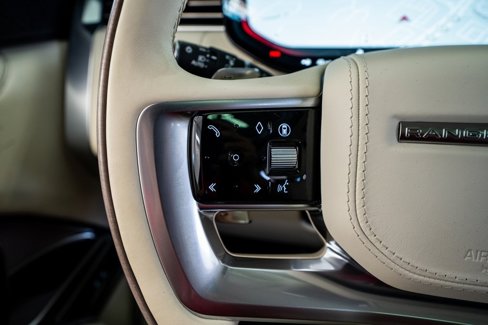 Used 2025 Land Rover Range Rover Long Wheelbase Autobiography image 39