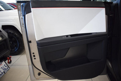 Used 2024 Tesla Cybertruck AWD Crew Cab image 29