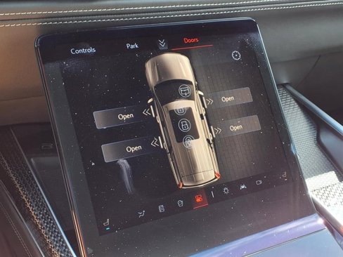 Used 2025 Cadillac Escalade V image 23