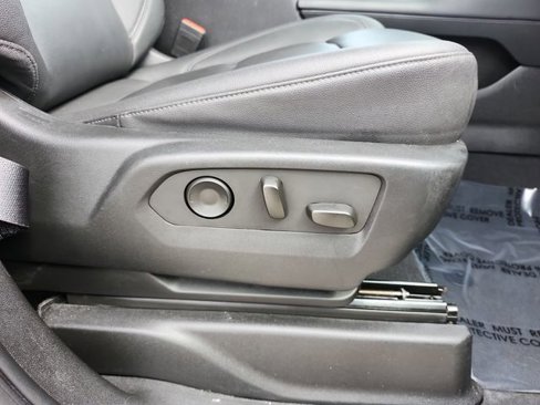 Certified 2023 Chevrolet Suburban LT image 21