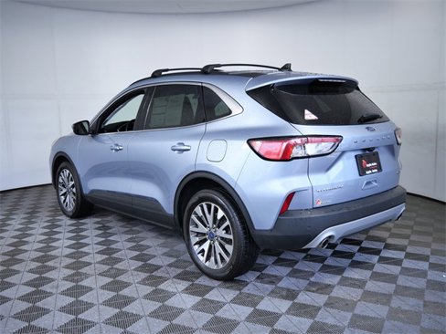 Certified 2022 Ford Escape Titanium image 6