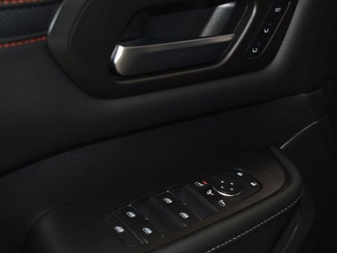 New 2026 Nissan Armada PRO-4X w/ Captain's Chari Seat Package image 16