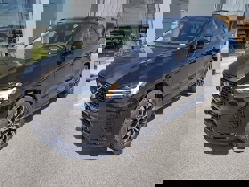 Certified 2025 Volvo XC60 B5 Plus w/ Protection Package Premier image 1
