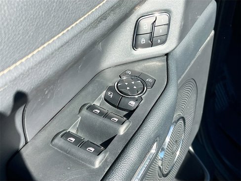 Used 2024 Ford Expedition Max XLT image 18