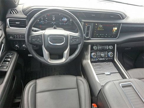 Used 2024 GMC Yukon Denali w/ Denali Reserve Package image 12