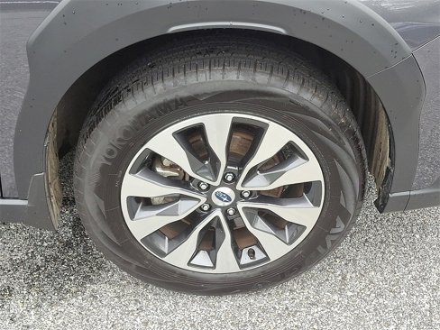 Certified 2025 Subaru Outback Limited w/ Popular Package #2 image 9