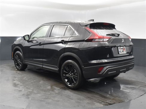 New 2025 Mitsubishi Eclipse Cross LE image 3