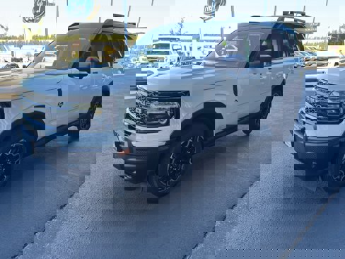 New 2025 Ford Bronco Sport Outer Banks w/ Outer Banks Tech Package+ image 3