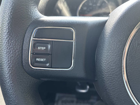 Used 2015 Jeep Wrangler Unlimited Sport image 31