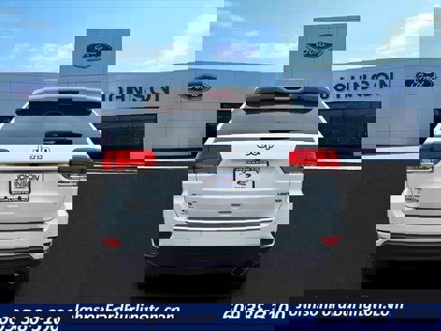 Used 2017 Jeep Grand Cherokee Limited image 14