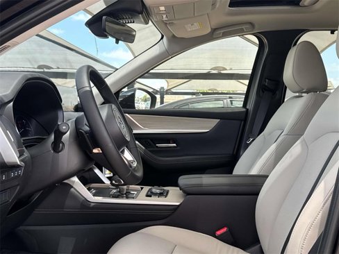 New 2025 MAZDA CX-90 3.3 Turbo w/ Preferred Package image 11
