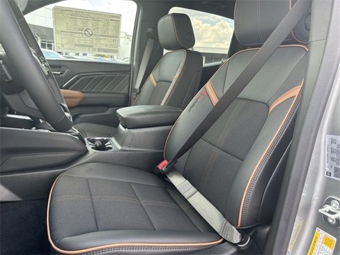 New 2025 GMC Canyon AT4 w/ Nightfall Edition image 11