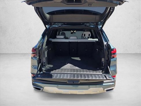 Used 2024 BMW X5 xDrive40i w/ Parking Assistance Package image 27
