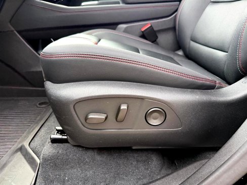Used 2024 Chevrolet Traverse RS w/ LPO, Floor Liner Package image 15