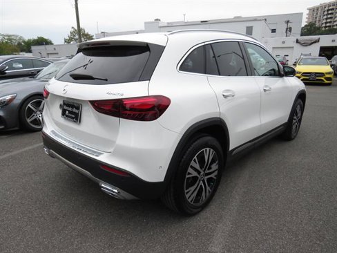 Certified 2025 Mercedes-Benz GLA 250 4MATIC image 4