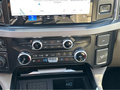 New 2025 Ford F250 Platinum w/ Platinum Plus Package image 28